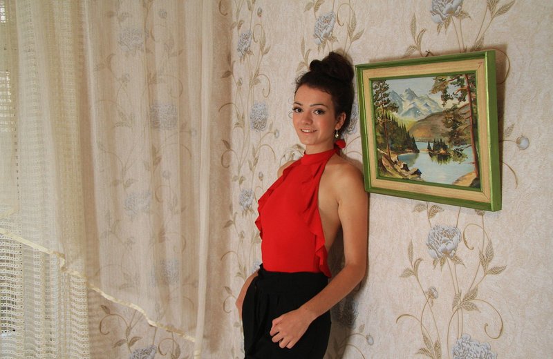 Алла, 25